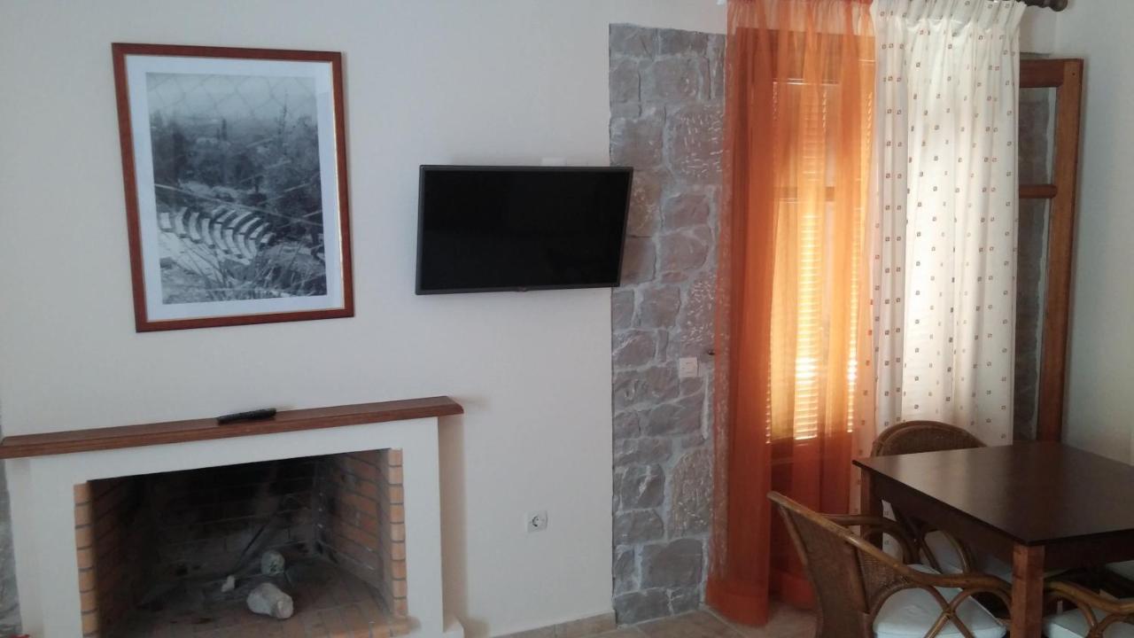 Mouria & B&B