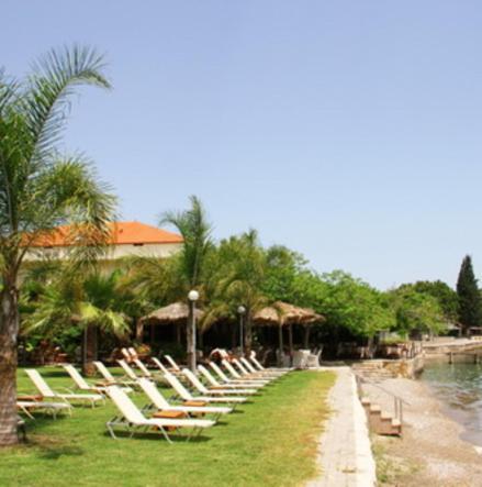 Mouria & B&B