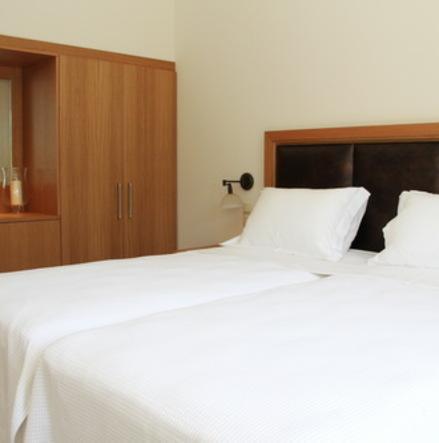 Mouria & Bed & Breakfast 3*